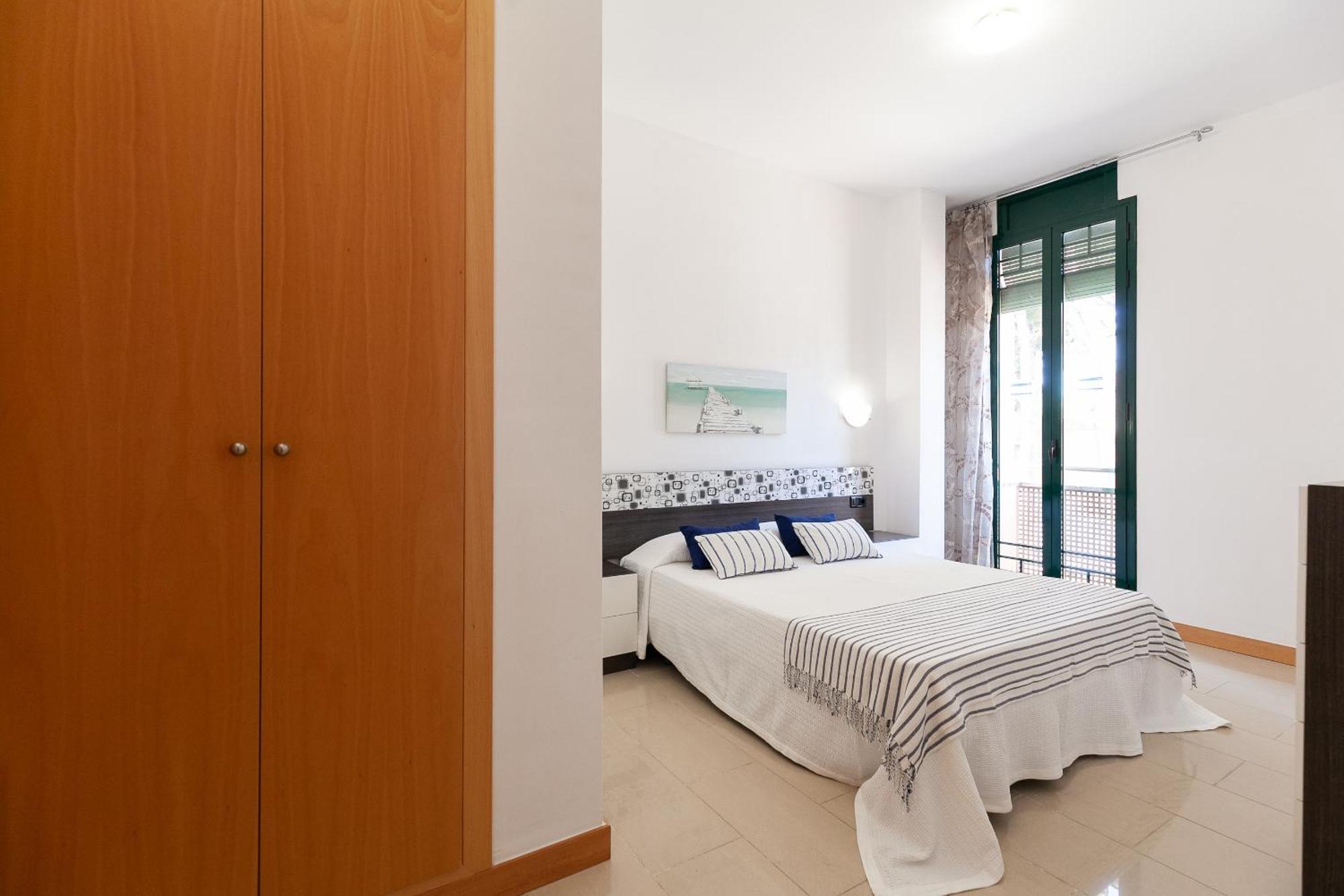 Apartamento Uhc Sol I Mar Family Complex Salou Habitación foto